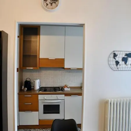 Apartamento M.aurelio Black & White Milán