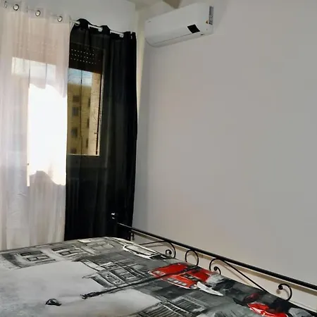 Apartamento M.aurelio Black & White